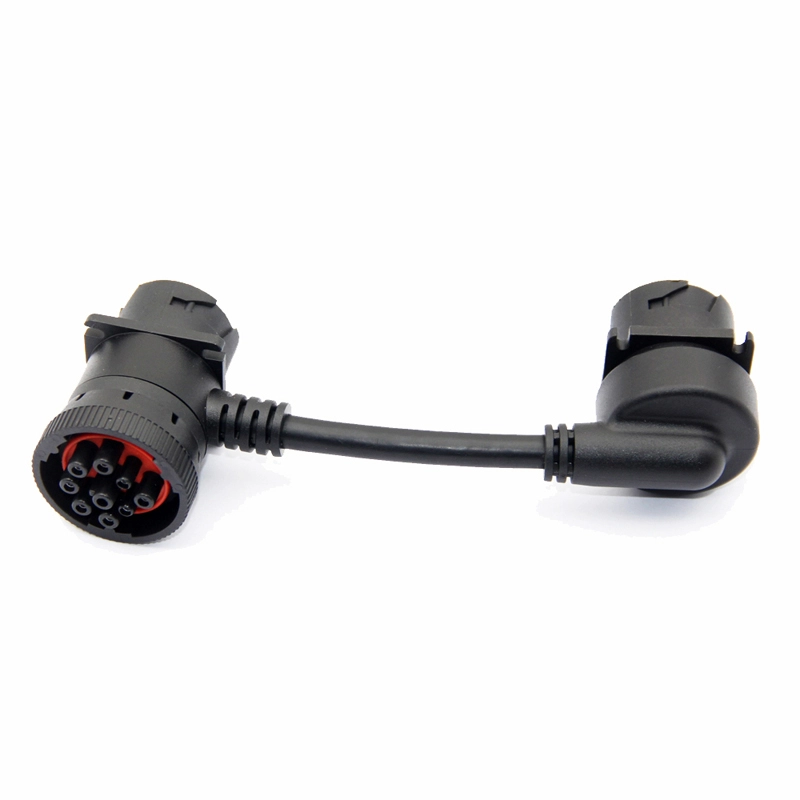 90-degree J1939 Y-Splitter Cable for tight spaces, showing the Deutsch 9-Pin Male and Female connectors.