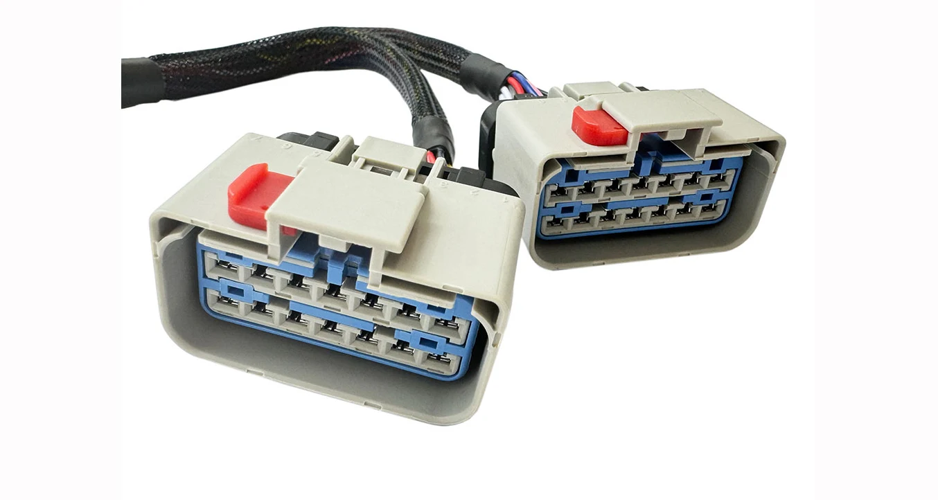 Close-up view of the PR1226 14-Pin splitter cable connector terminals for heavy-duty ELD installations